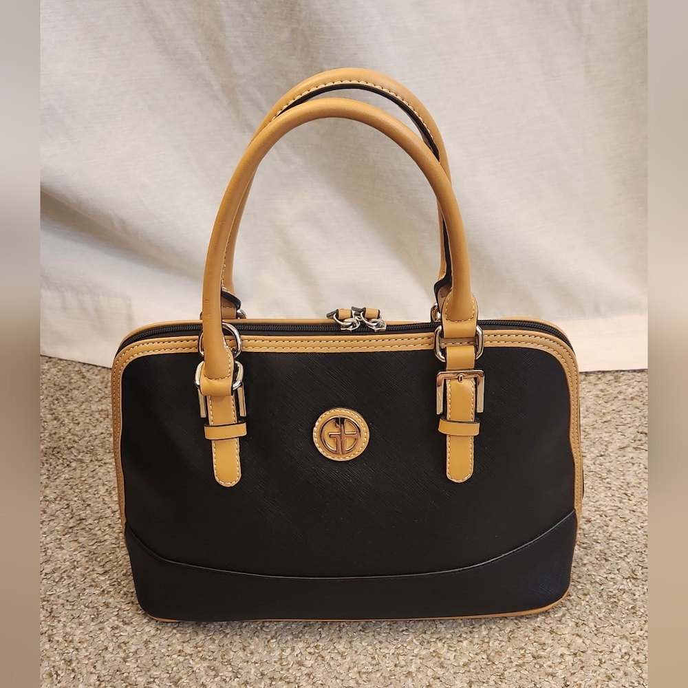 Giani Bernini Dome Satchel